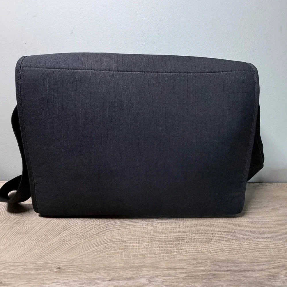 IKEA Messenger Bag Unisex Large Black Minimalist Padded Laptop Shoulder Satchel
